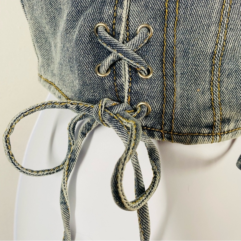 PrettyLittleThing Denim Lace-Up Tank Top - Picture 3 of 10